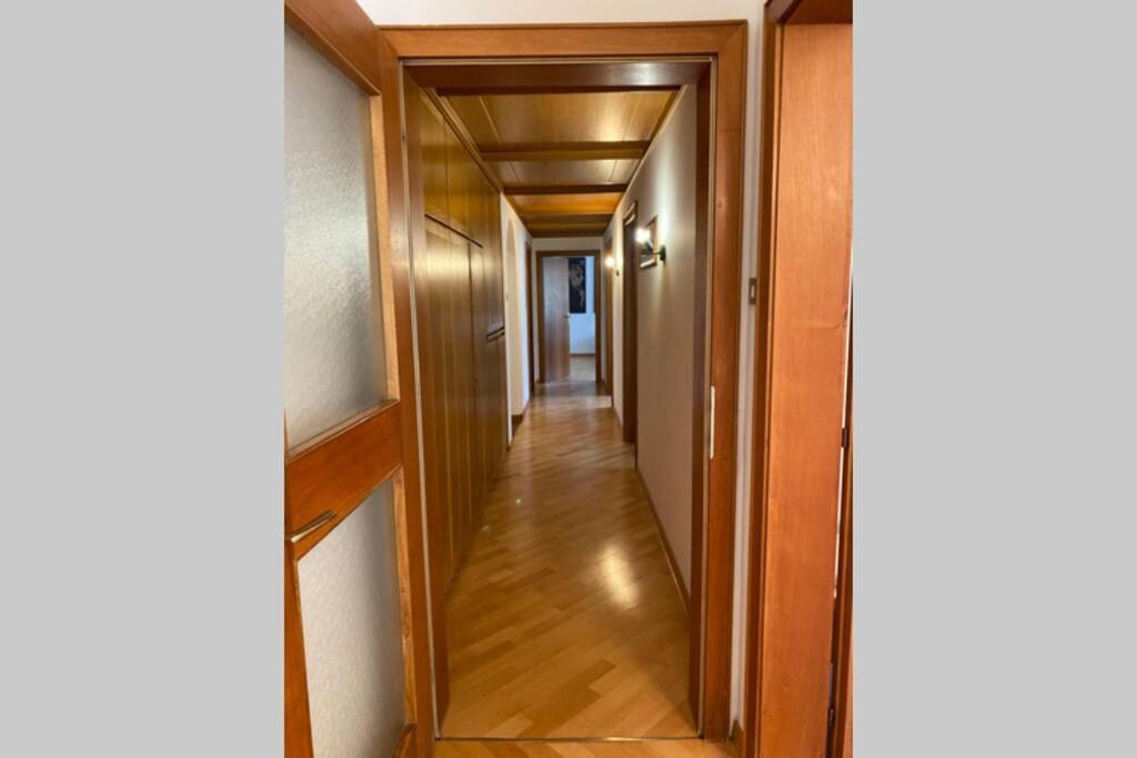Grosse Wohnung Mit Garagenparkplatz Fiè Exterior foto